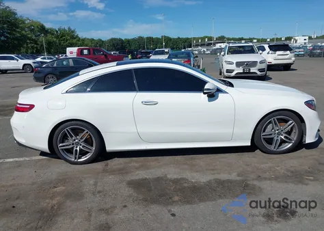 2018 Mercedes-Benz E 400 z USA, uszkodzony, nr VIN WDD1J6FB2JF065868